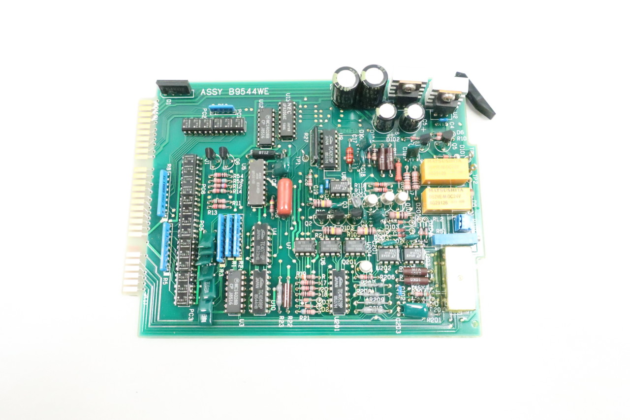 YOKOGAWA V0/E1/TCAM/L08 Advanced Industrial Control Module - Image 2