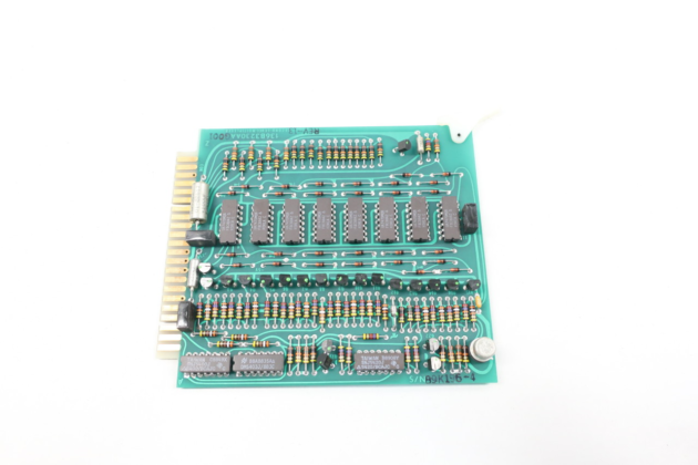 GE IC694PWR321 Industrial Power Supply - Image 2