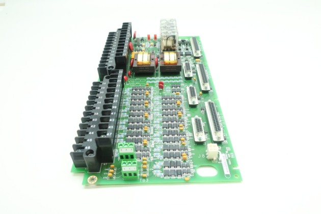GE IC698CPE040 Pentium M CPU, 1.8Ghz, Fan required, Ethernet switch