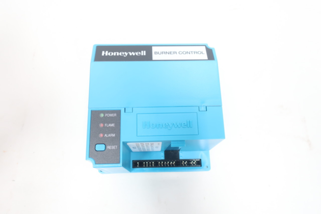 Honeywell 05701-A-0328 Industrial Analytics Relay Module - Image 2