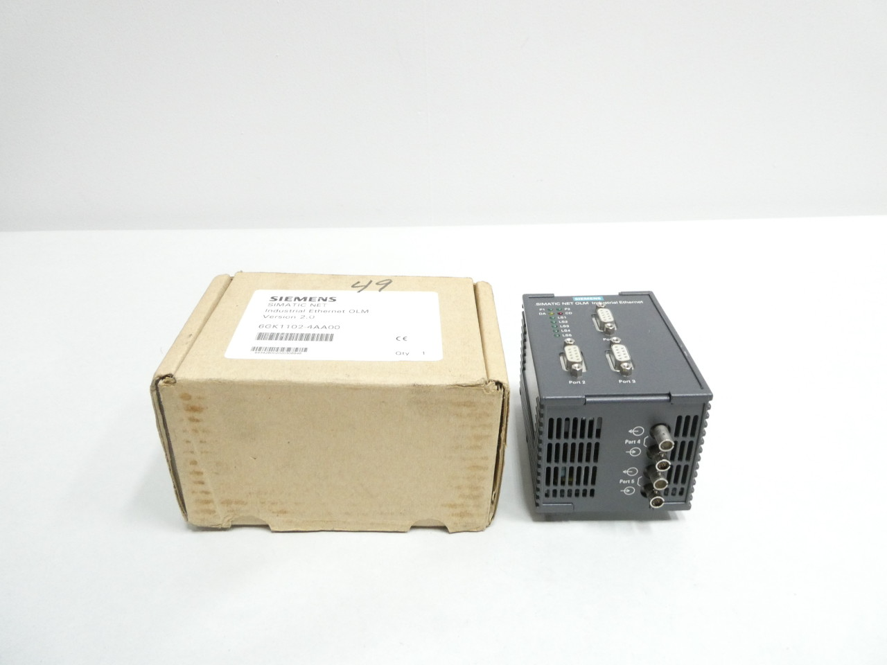Siemens 6FC5210-0DF31-2AA0 - High-Performance Induction Motor Starter